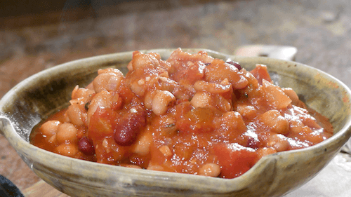 Recipes - 30 minute meals and organic recipes from Nutrafarms - Smoked Bacon Bean Chili